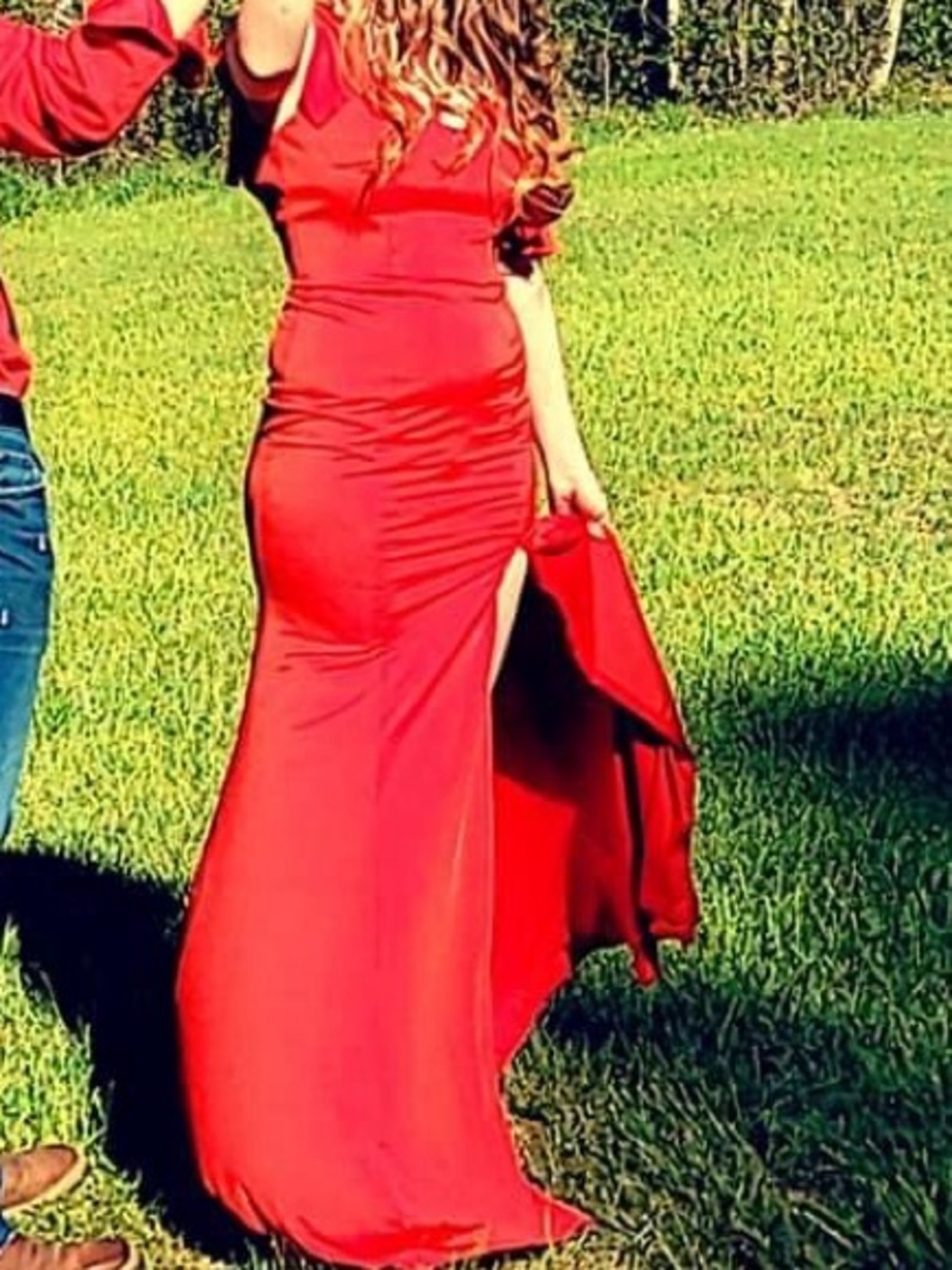 Clarisse Red Fitted Prom Gown with Thigh Slit